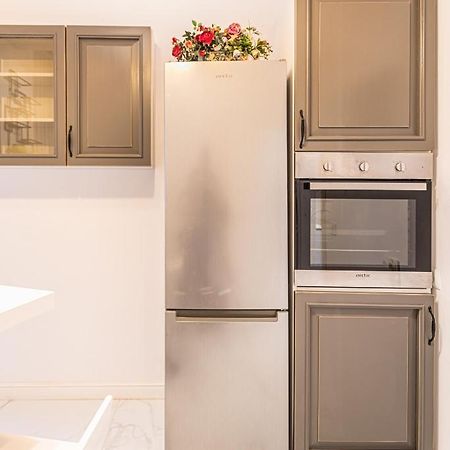 The Artist - Ultracentral Designer Apartment Бухарест Экстерьер фото