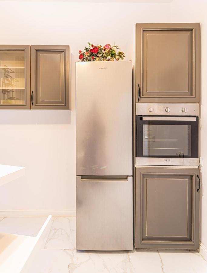 The Artist - Ultracentral Designer Apartment Бухарест Экстерьер фото