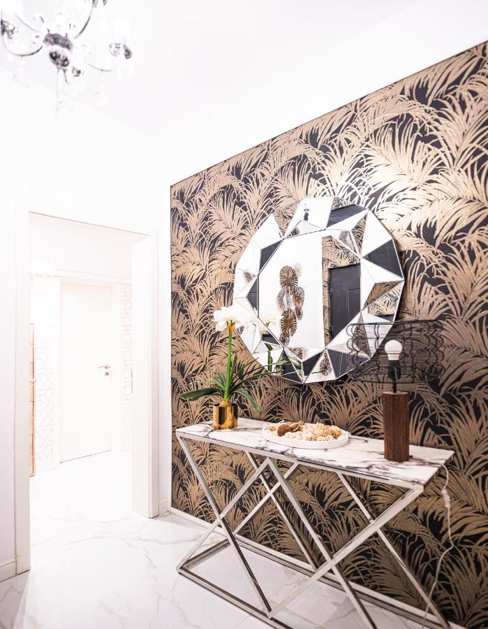 The Artist - Ultracentral Designer Apartment Бухарест Экстерьер фото