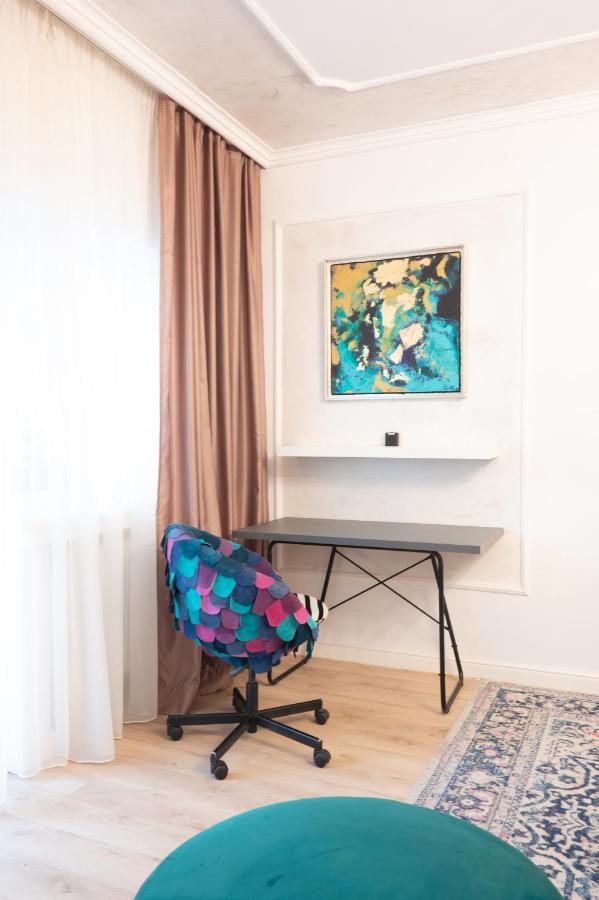 The Artist - Ultracentral Designer Apartment Бухарест Экстерьер фото