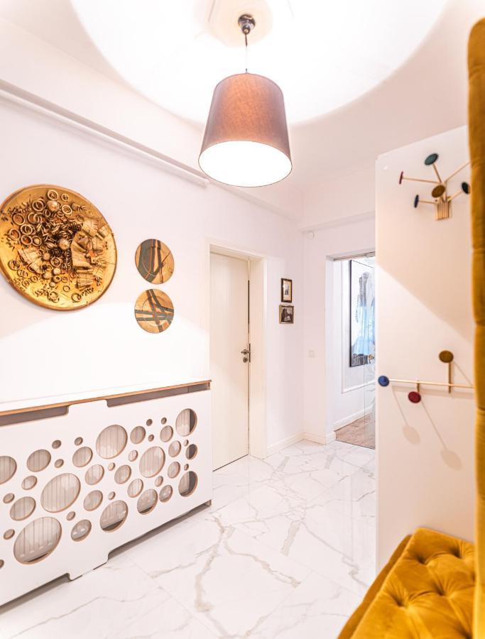 The Artist - Ultracentral Designer Apartment Бухарест Экстерьер фото